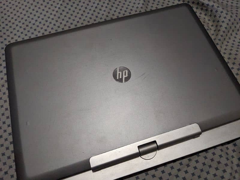 HP EliteBook Revolve 810 G3 Touchscreen (Core i5-5 Gen 2.30Ghz) 3