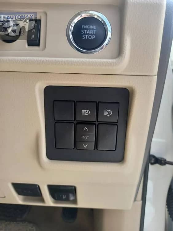 Toyota Prado TX L Package 2018 9