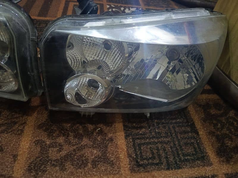 Suzuki cultus head lights 0