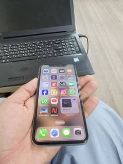 IPHONE X  64GB