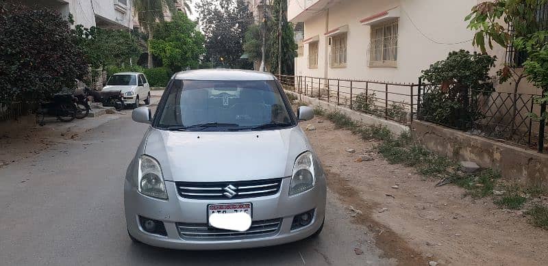 Suzuki Swift 2010 Dlx 1.3 better prosmatic honda city vitz corolla 1