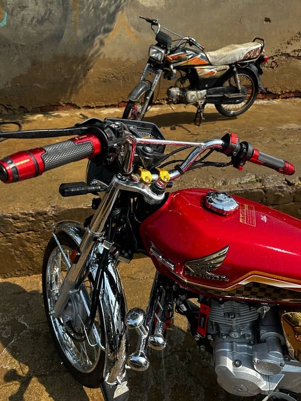 Honda cg125 Gold Self Start 8