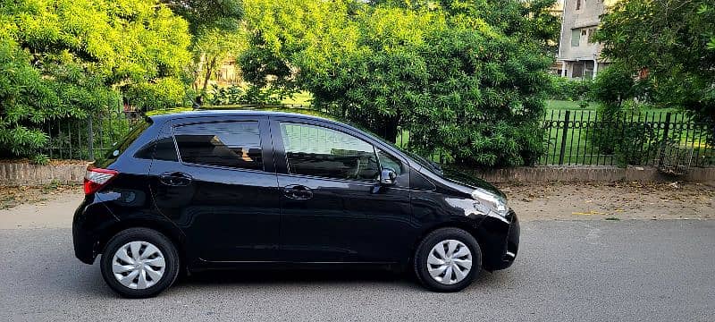 Toyota Vitz 2018 7