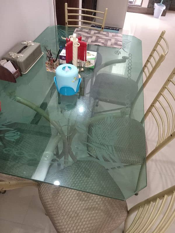 Dining table 6 seater 4