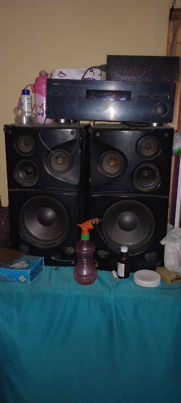 Yamaha amplifier and Kenwood original speakers two pieces 0