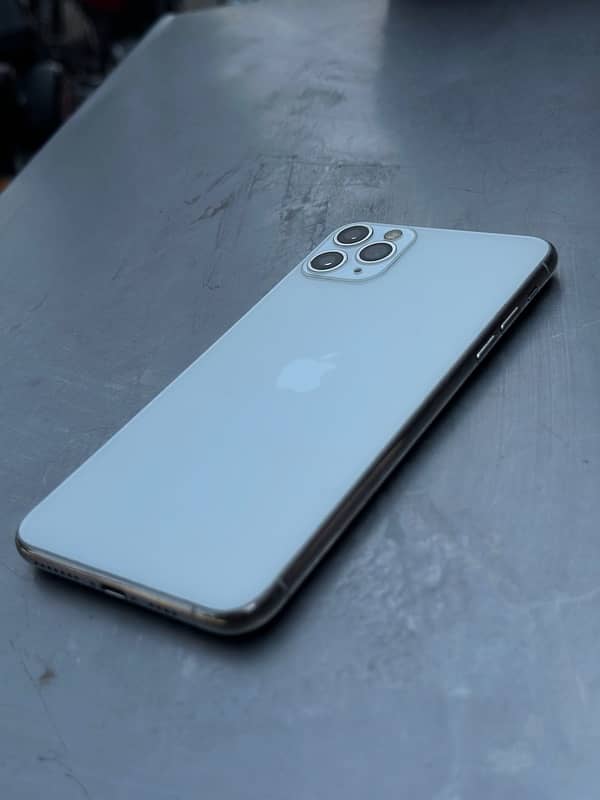 Iphone 11 Pro Max (PTA APPROVED/Single Sim) 1