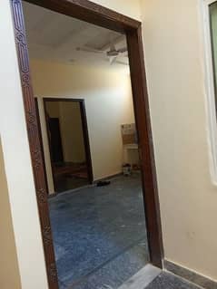 Flat for rent in Johar town for Female and Bachelor (Student + Job holder