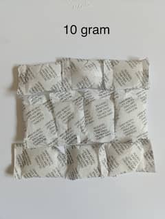 Silica gel for moisture absorption