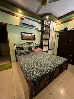 iron bed wooden woodrow & vanity