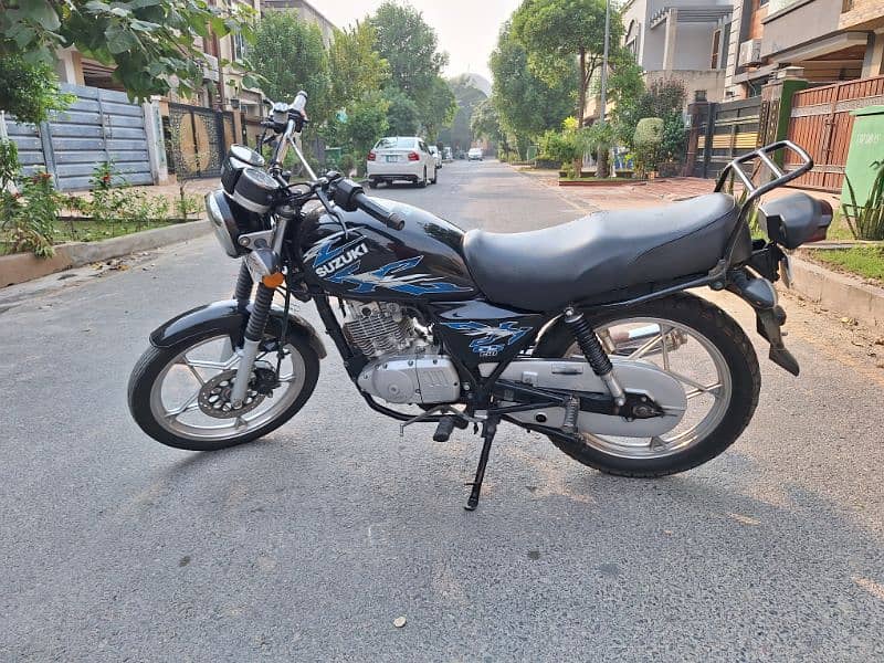 suzuki 150 SE 2022 1