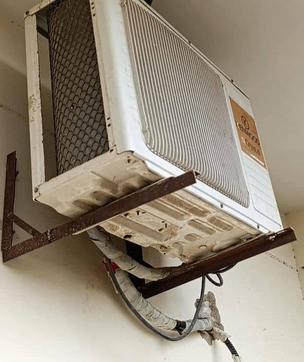 Split AC 1 Ton (non-inverter) 2