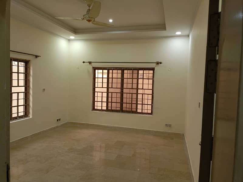 New GROUND Portion for Rent, 1 Kanal 4 Bedroom House for Rent in Soan Garden Block E 6