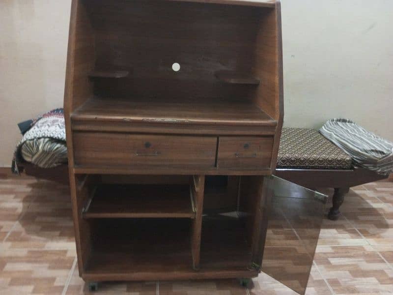 Computer trolley for sale !. . . 8