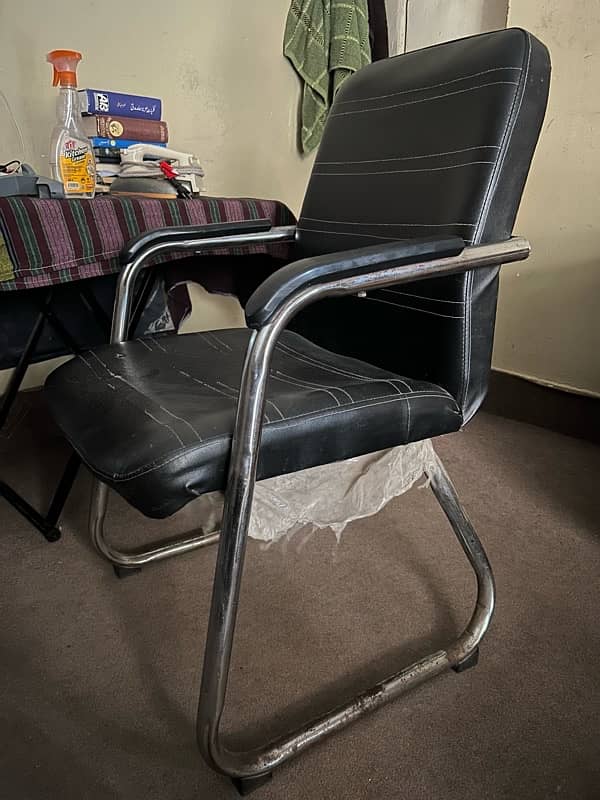 Chair (High Quality) 1