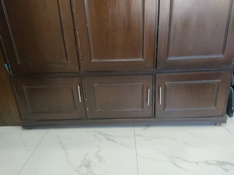 Stylish, Strong Wooden Wardrobe for Sale at Reasonable Price 2