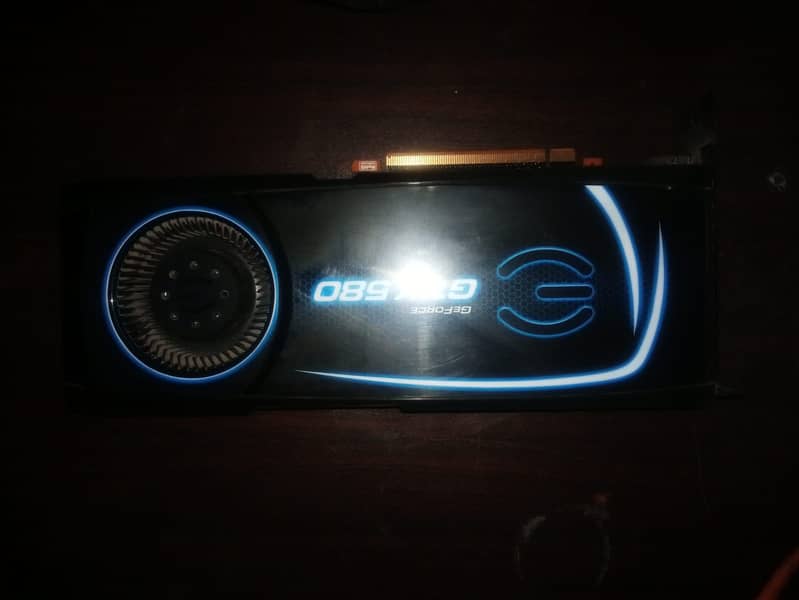 GTX 580 (EVGA) / 1.5 GB / 384 Bit / DDR5 0