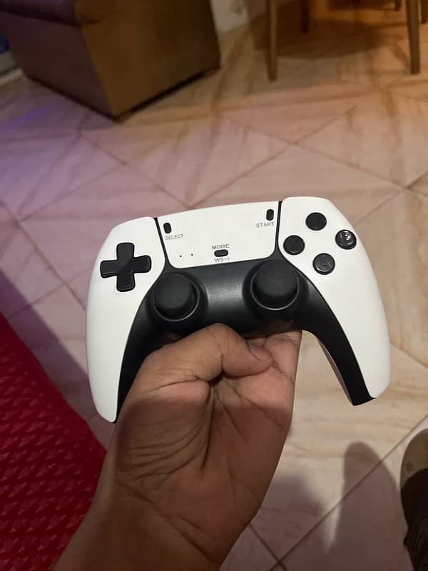 2.4G Wireless game for sale with 2 controller 1