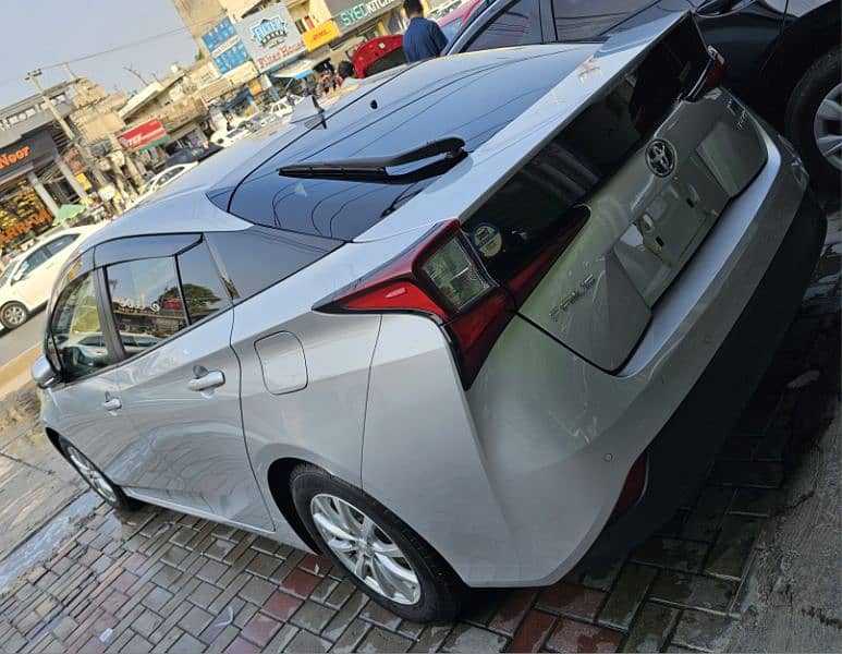 Toyota Prius 2021 BANK LEASSING 13