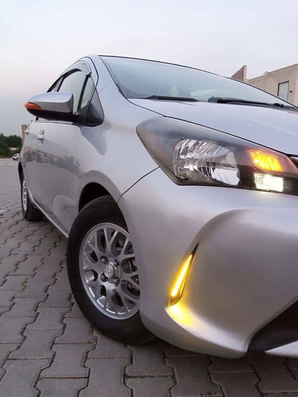 Toyota Vitz 3