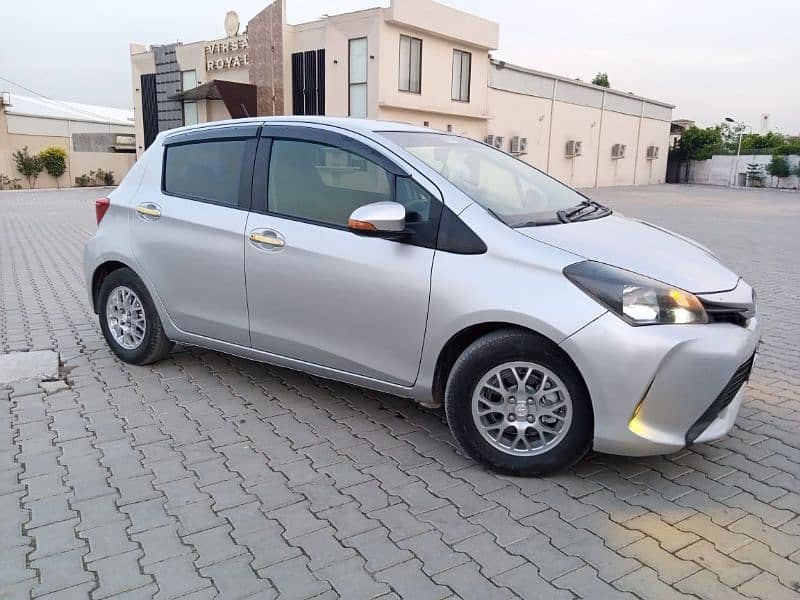 Toyota Vitz 4