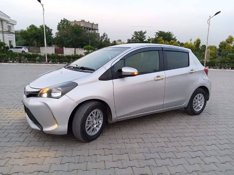 Toyota Vitz 9