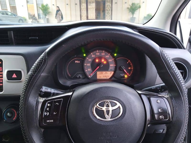 Toyota Vitz 17