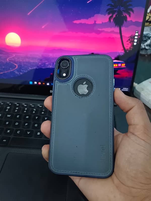 iPhone XR 128GB Non PTA - Exchange possible 1