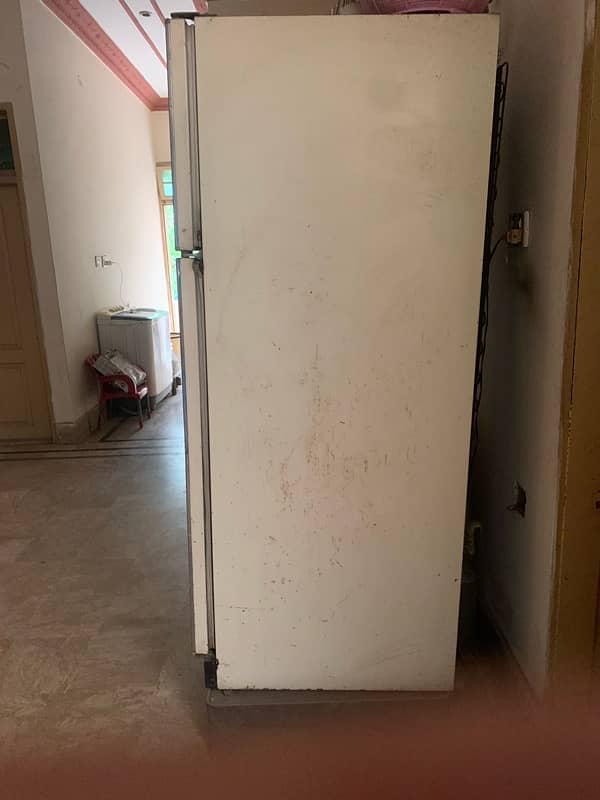 National Fridge in good quality and condition 4