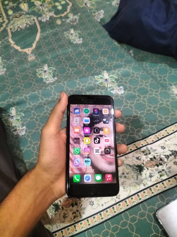 7 plus non pta 128 gb 0