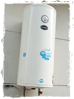 Canon electric water Geyser 50 L (almost new)