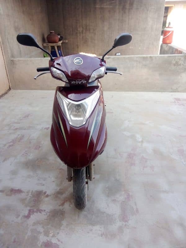 scooty for ladies 1