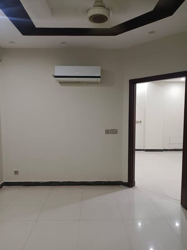 ONE BED APARTMENT AT SURAHI CHOWK BAHRIA TOWN 24/7 SECURITY, LIFT & ELECTRICITY BACKUP BEST FOR OVERSEAS VISITORS. McDonald & Market on walking distance 2