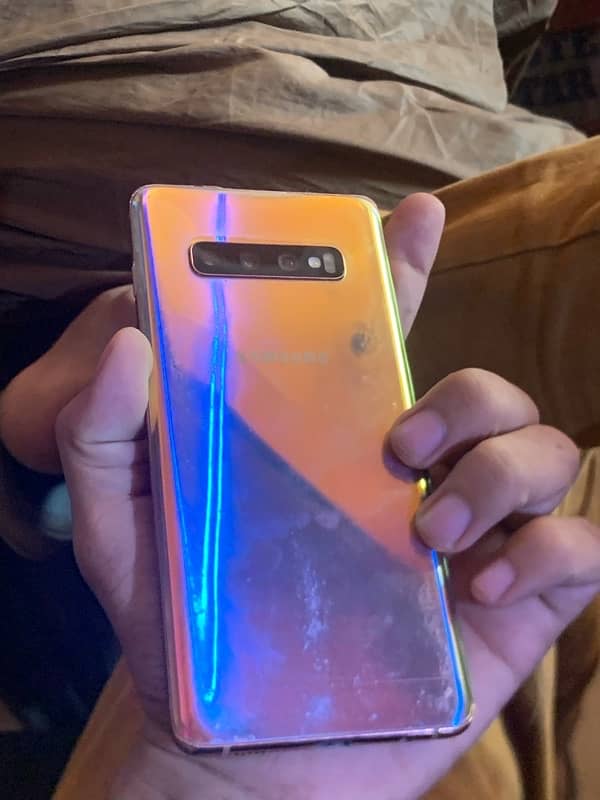 samsung galaxy s10+ golden colour 8/128 pta official approved 4