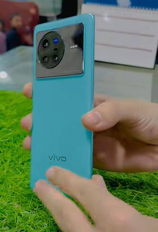 vivo x80 12/256 1