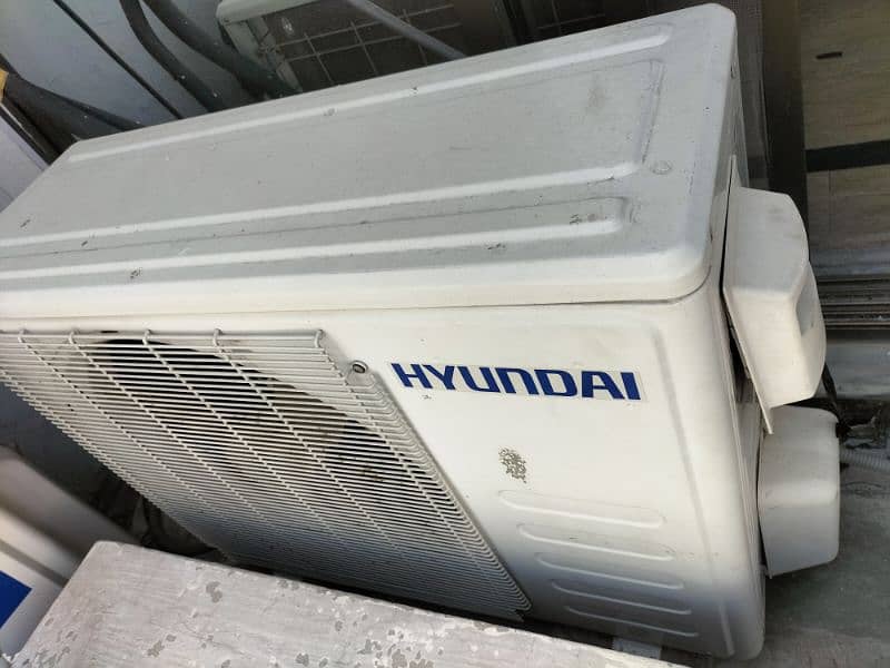 Ac for sale 2,3 seasons used Whatsapp 03414040696 6