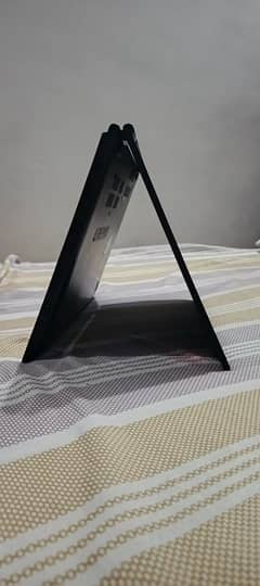 Lenovo Yoga touchscreen laptop i7