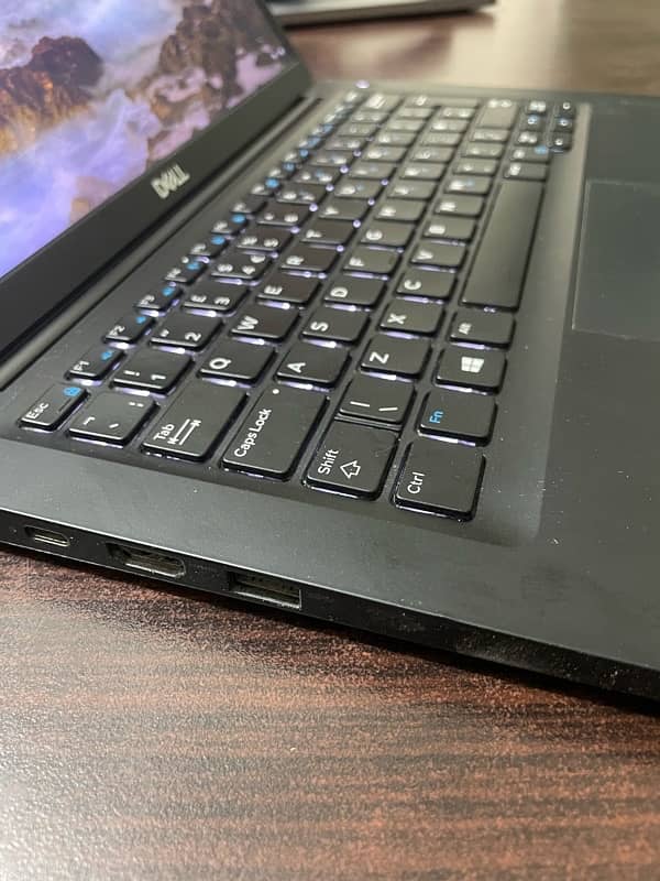 Dell Latitude 7390, core i5, 8th generation 3