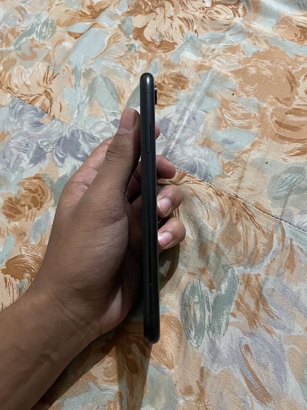 Iphone XR jv 64gb 7