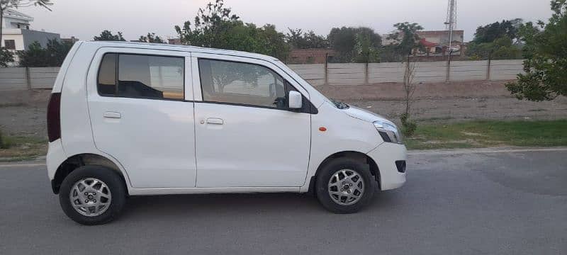 Suzuki Wagon R 2019 14