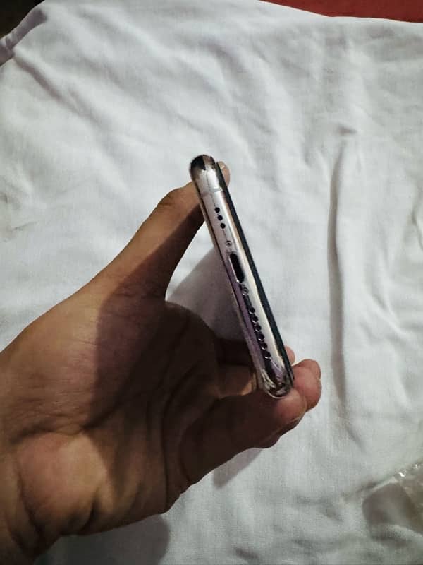 iPhone 11 pro 256gb factory unlock non pta 4