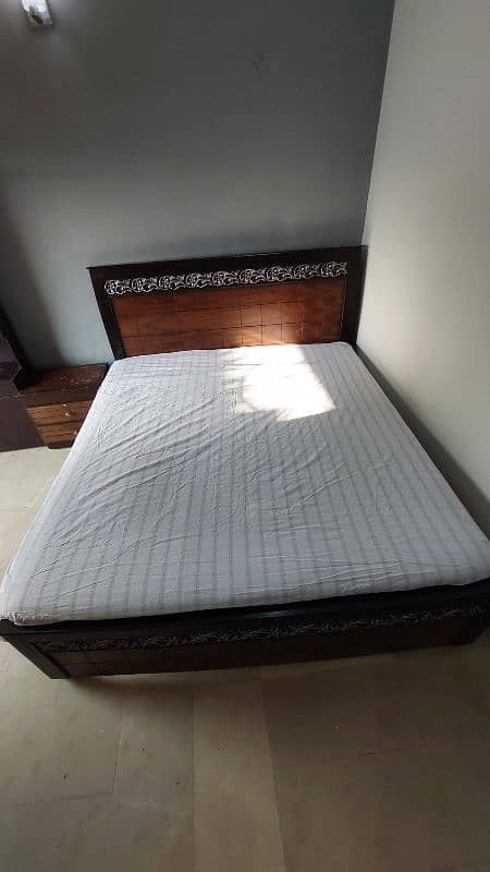 King Sized Bed For Sale 1