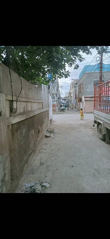 SECTOR 5-B/3 TWELVE BY SIX CORNER, NEAR TO MAIN RD, EXTRA LAND, BEST FOR COMMERCIAL PURPOSE, NORTH KARACHI 1