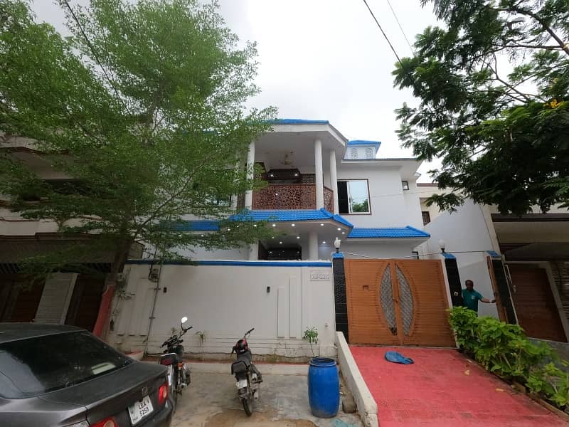 Buy A Centrally Located Prime Location 240 Square Yards House In Gulshan-e-Maymar 1