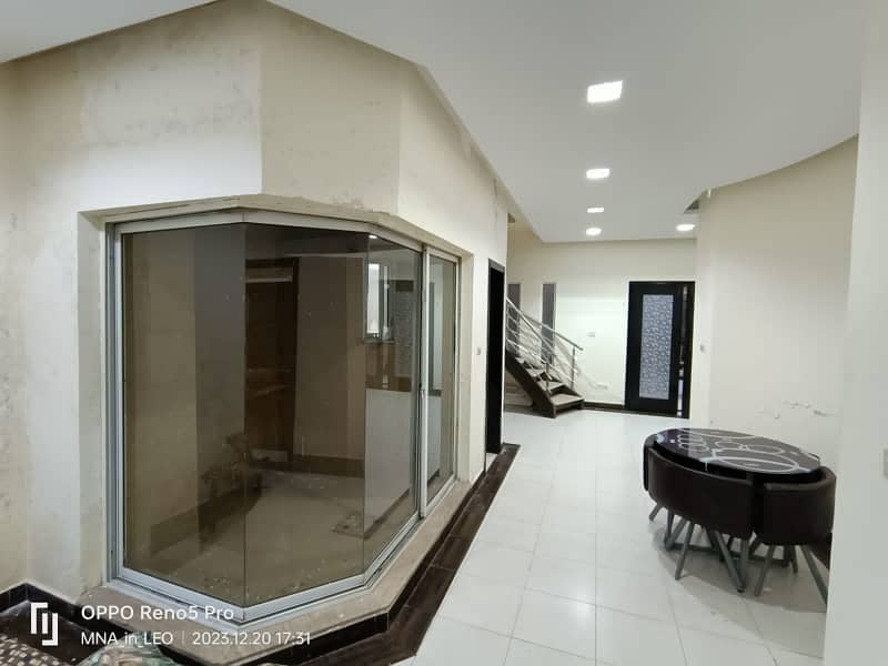 11 Marla House For sale In Rs. 30000000 Only 21