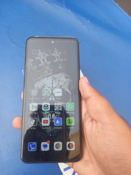 tecno camon 18p 8/128 1