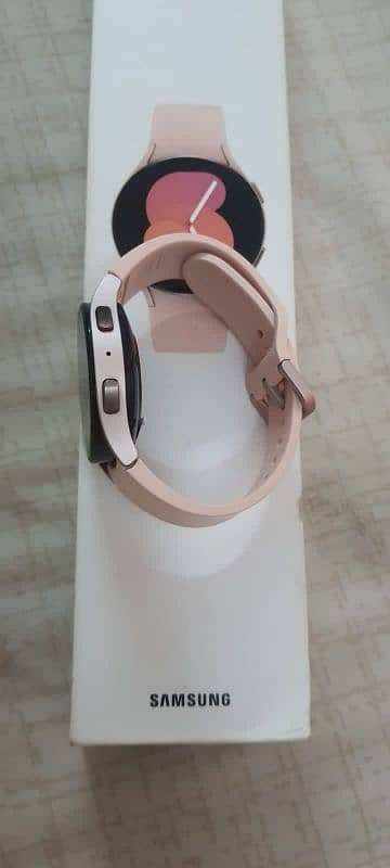 Allmost new Samsung Galaxy Watch 5 40mm for Sale 6