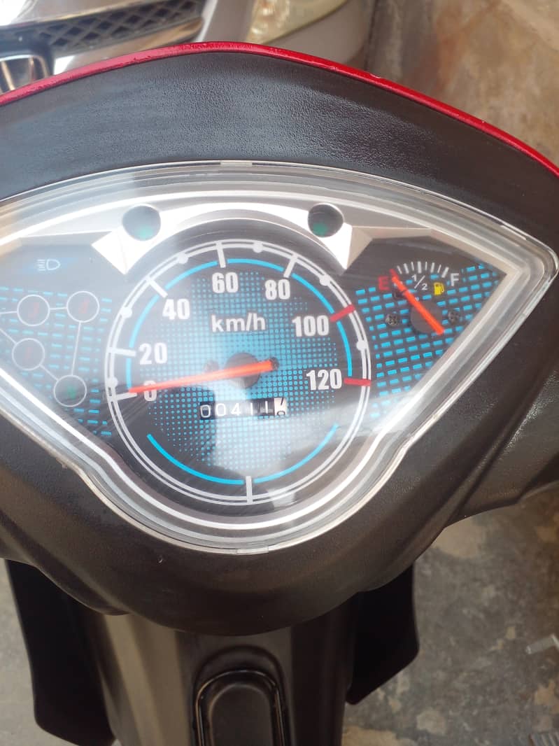 New brand super power scooty 70cc  . 2