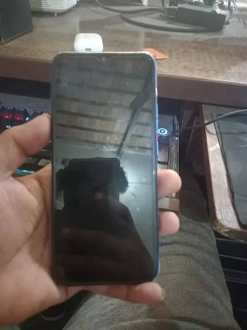 Urgent Sale Tecno Spark 6 Go 4/64 PTA Aprooved 10/10 Conditoin 2