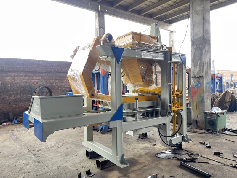 Premium Concrete Block & Paver Block Making Machine – High Efficiency 3