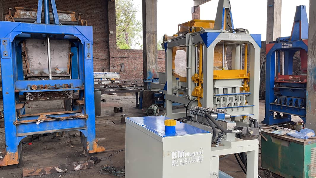 Premium Concrete Block & Paver Block Making Machine – High Efficiency 9